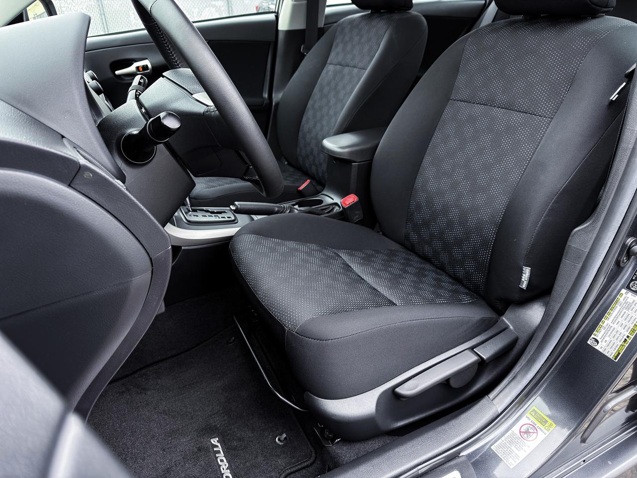 2009 Toyota Corolla S Photo