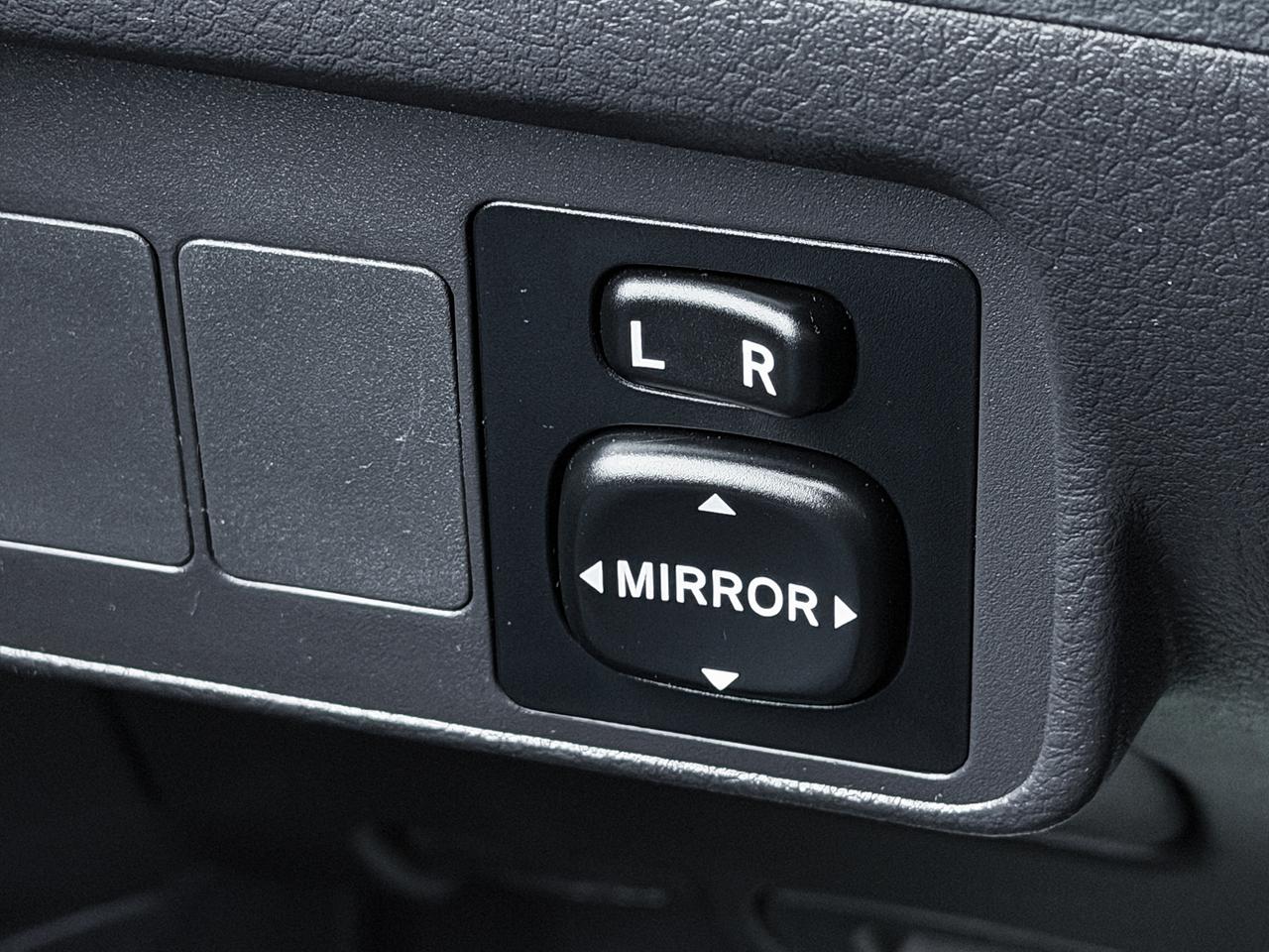 2009 Toyota Corolla S Photo