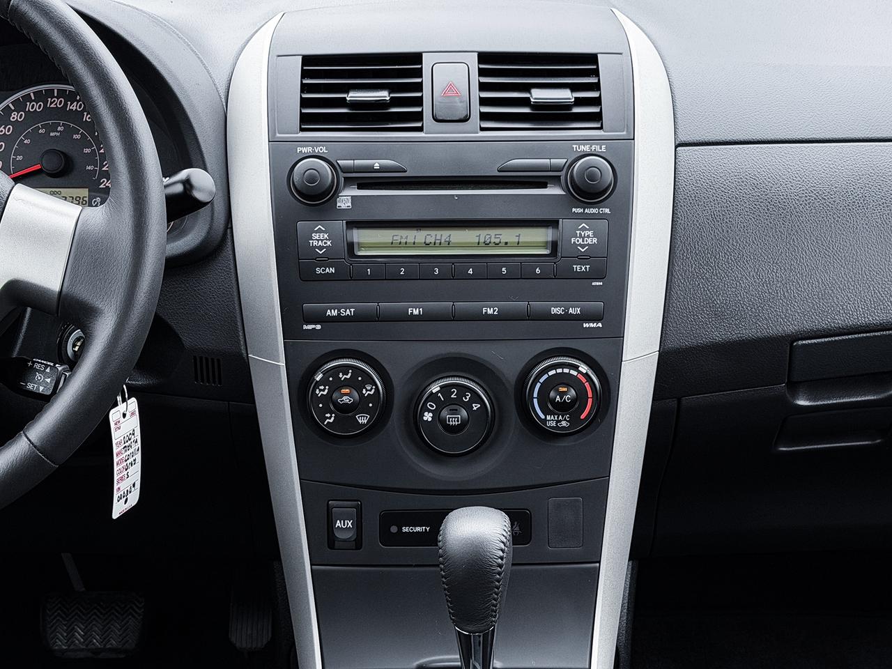 2009 Toyota Corolla S Photo