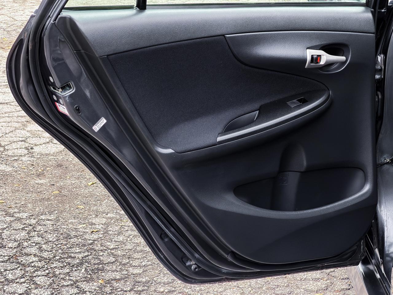 2009 Toyota Corolla S Photo