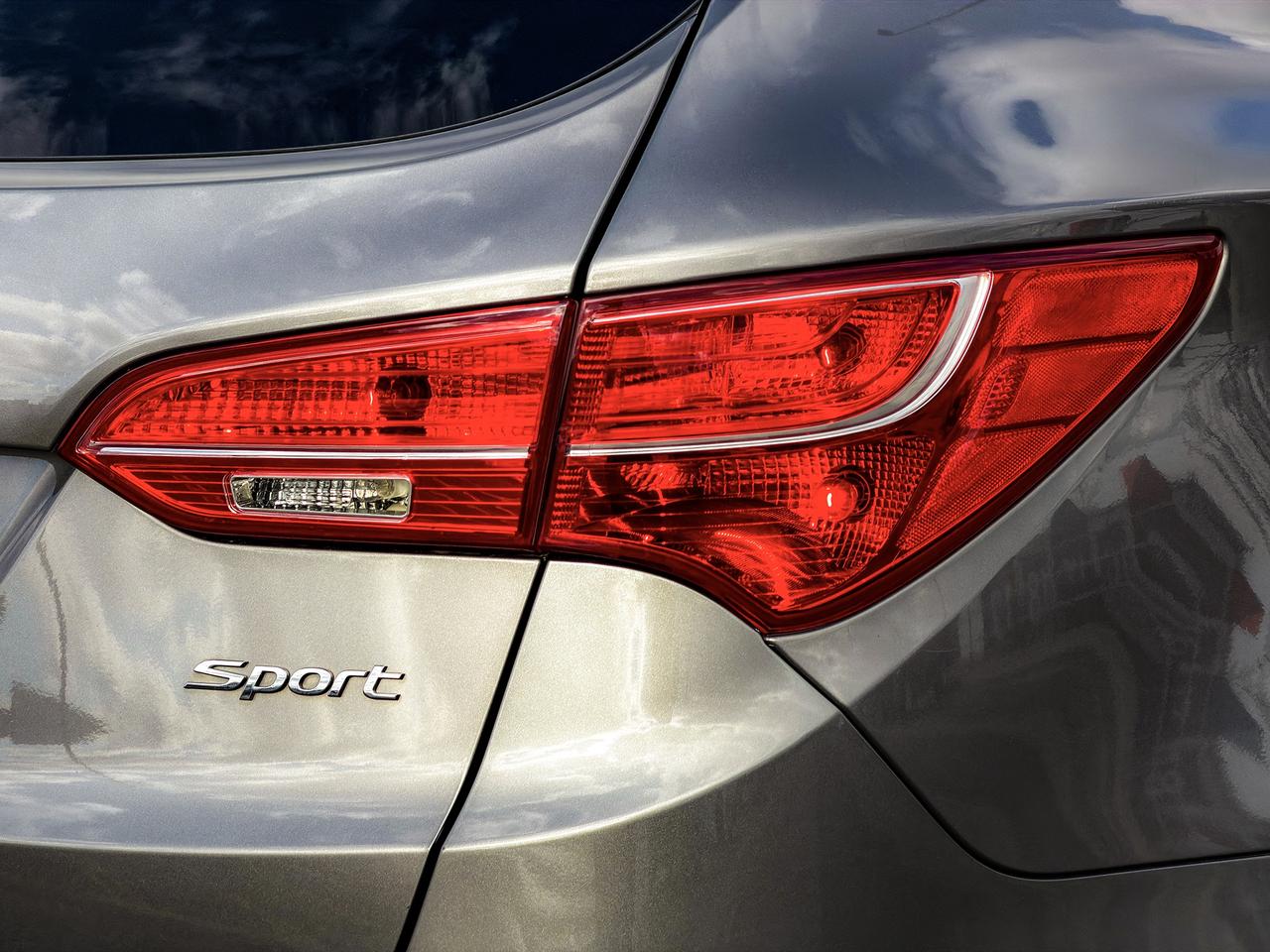 2016 Hyundai Santa Fe SPORT Photo