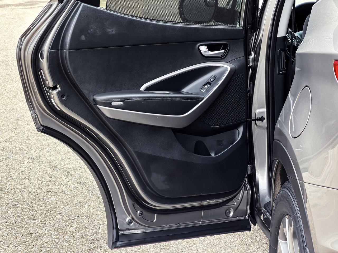 2016 Hyundai Santa Fe SPORT Photo