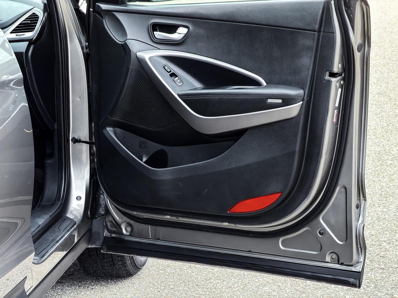 2016 Hyundai Santa Fe SPORT Photo