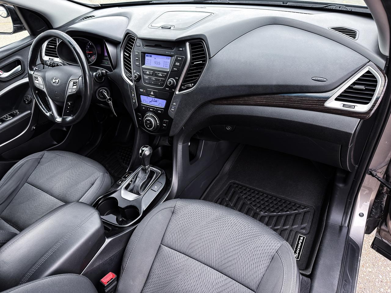 2016 Hyundai Santa Fe SPORT Photo