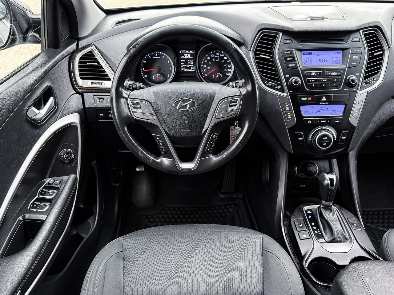 2016 Hyundai Santa Fe SPORT Photo