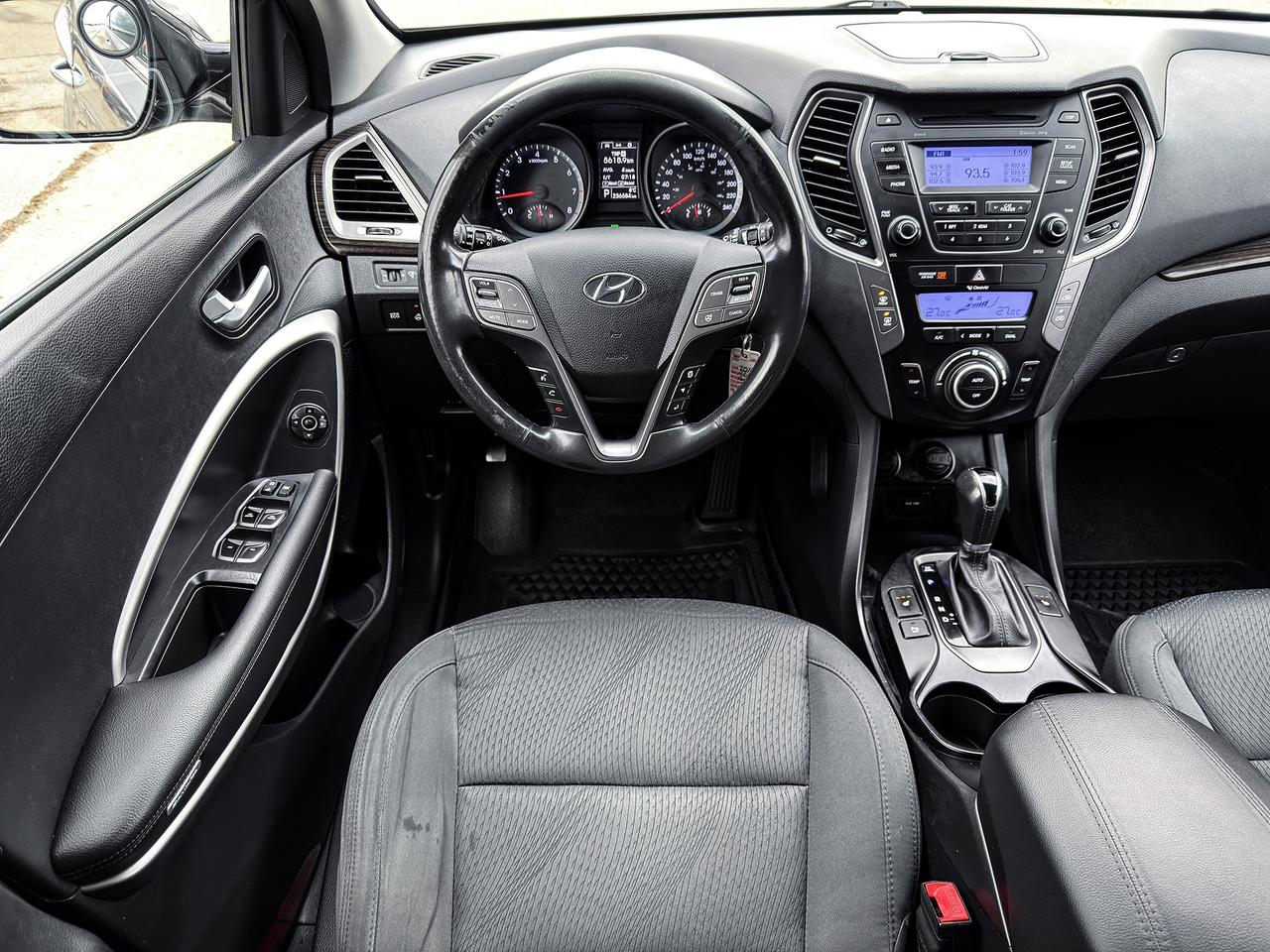 2016 Hyundai Santa Fe SPORT Photo