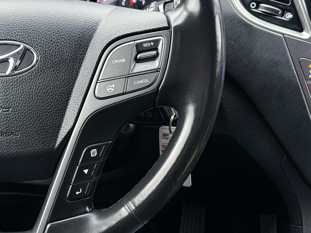 2016 Hyundai Santa Fe SPORT Photo