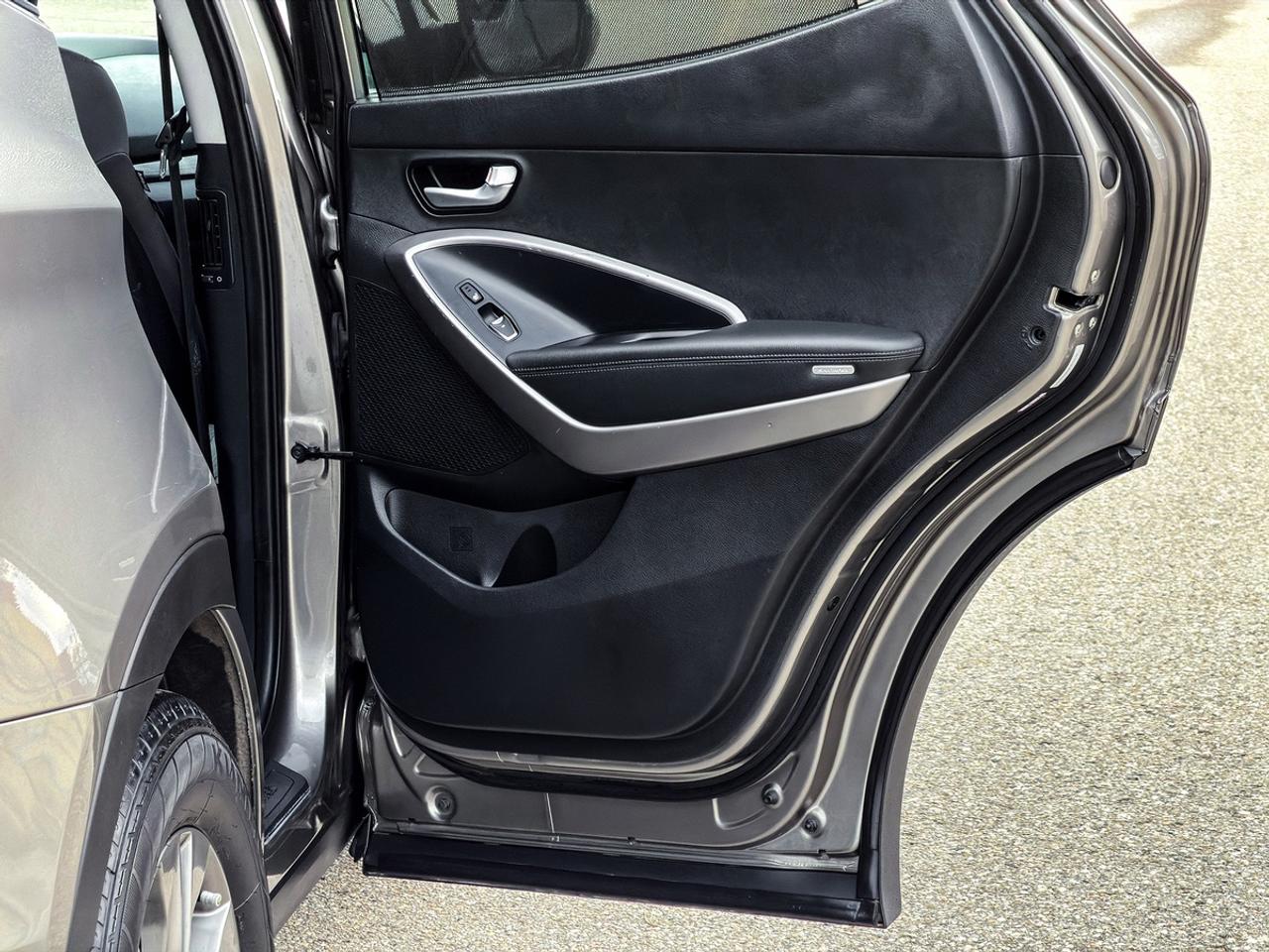 2016 Hyundai Santa Fe SPORT Photo