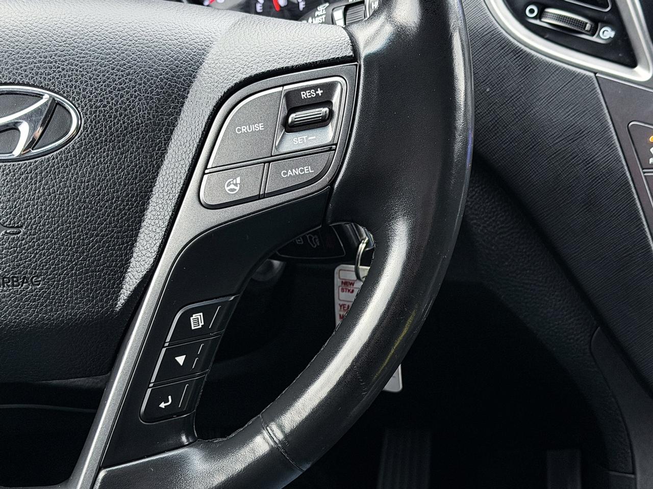 2016 Hyundai Santa Fe SPORT Photo