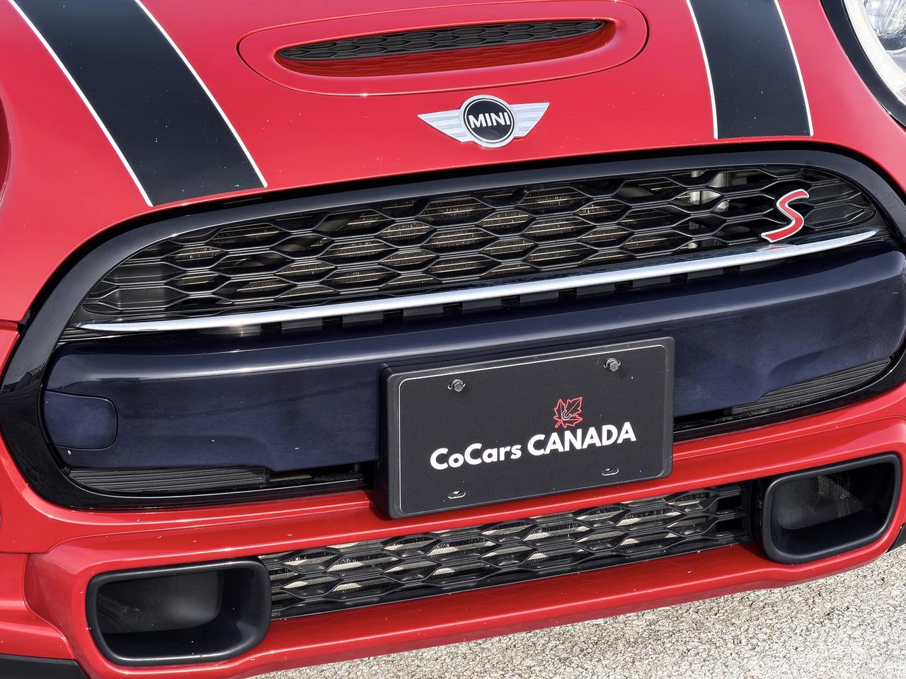 2016 MINI Cooper S w/Tech Pkg. Photo