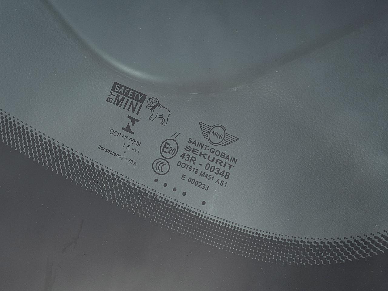 2016 MINI Cooper S w/Tech Pkg. Photo