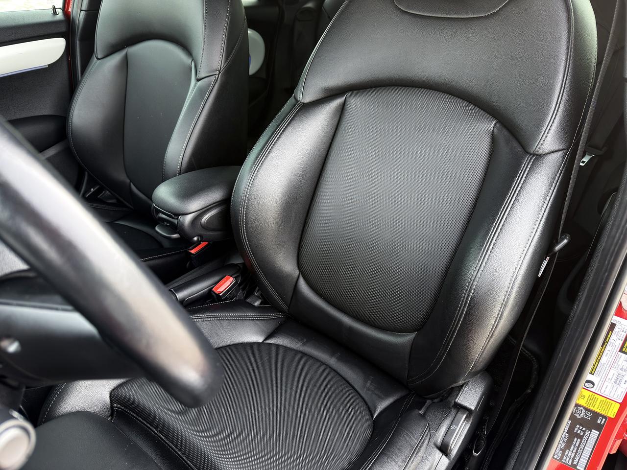 2016 MINI Cooper S w/Tech Pkg. Photo