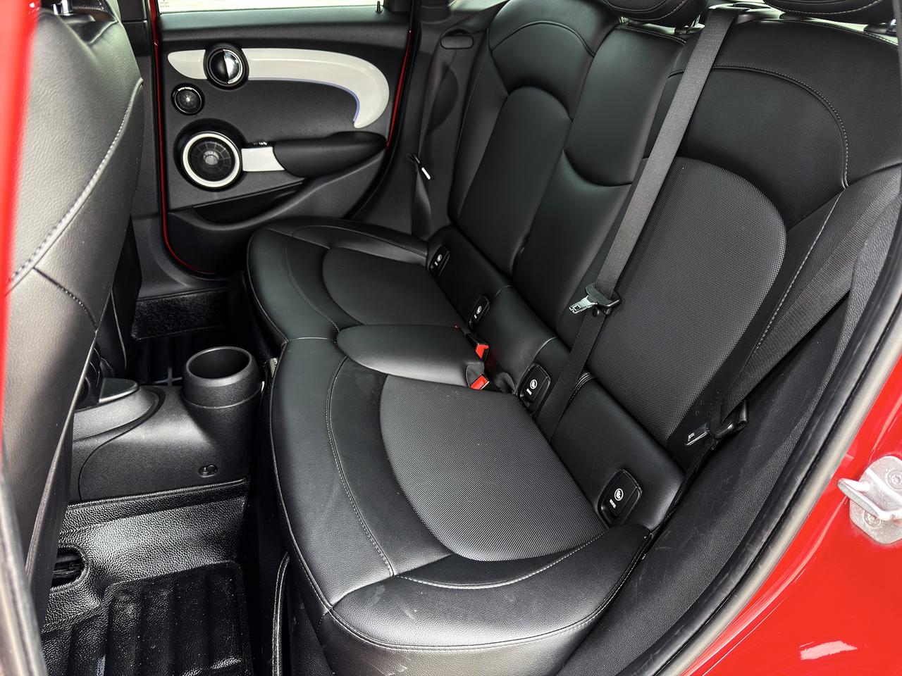 2016 MINI Cooper S w/Tech Pkg. Photo