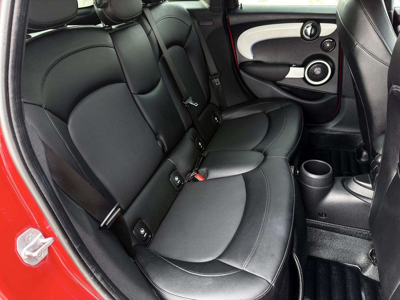 2016 MINI Cooper S w/Tech Pkg. Photo