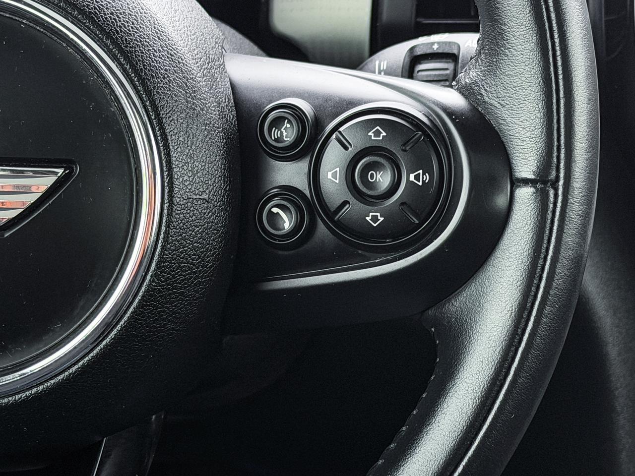 2016 MINI Cooper S w/Tech Pkg. Photo