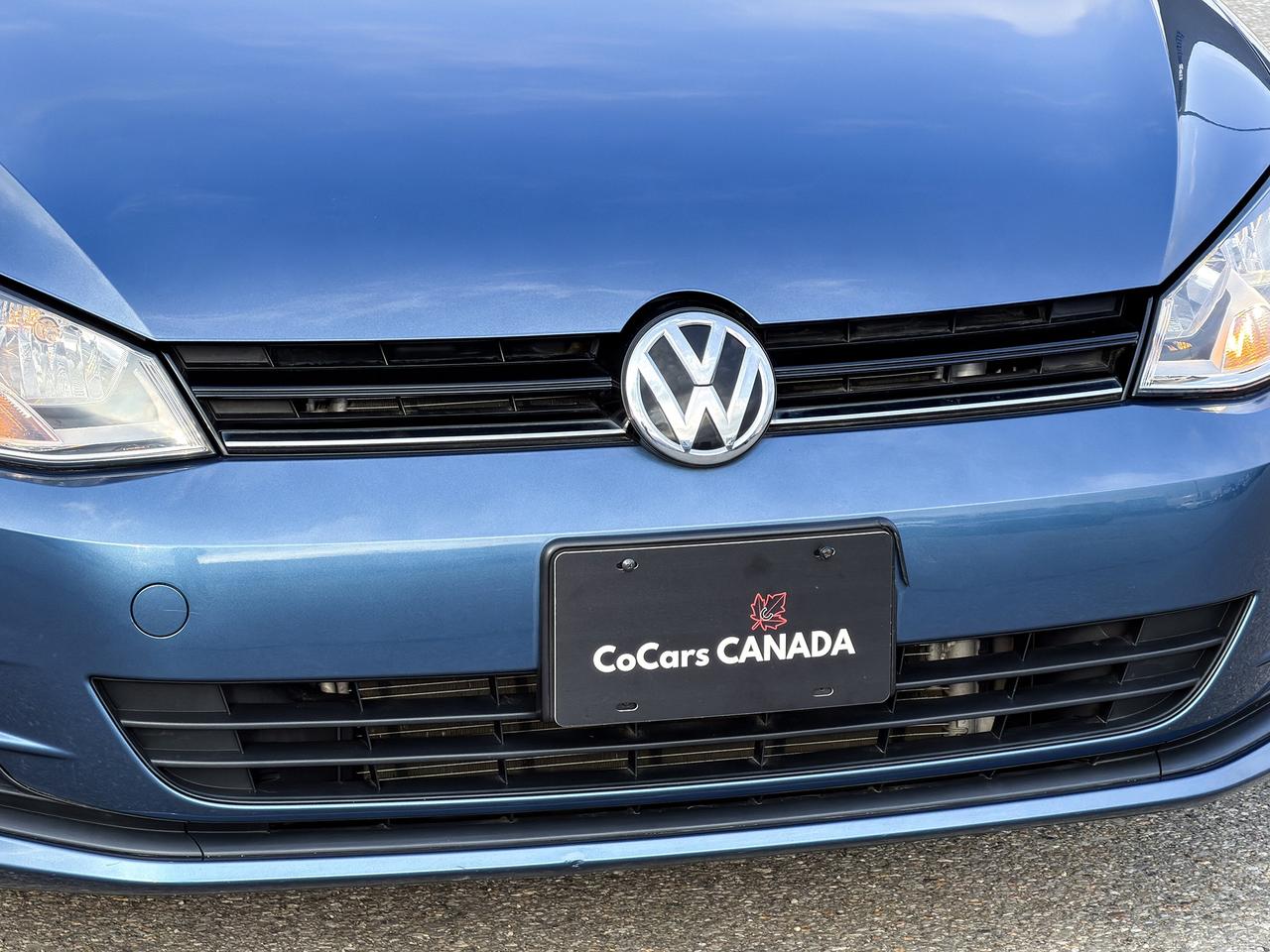 2015 Volkswagen Golf TRENDLINE Photo