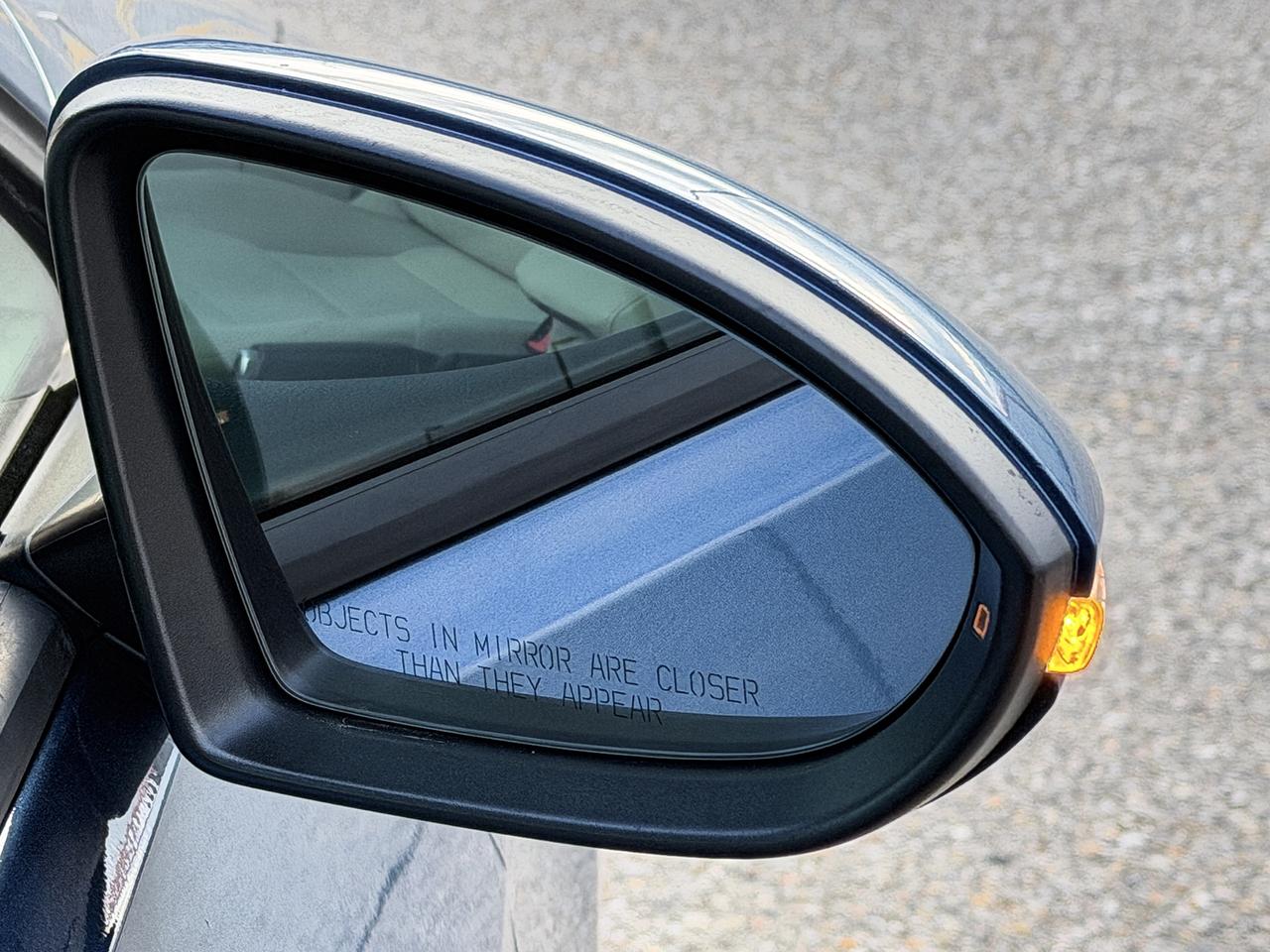 2015 Volkswagen Golf TRENDLINE Photo