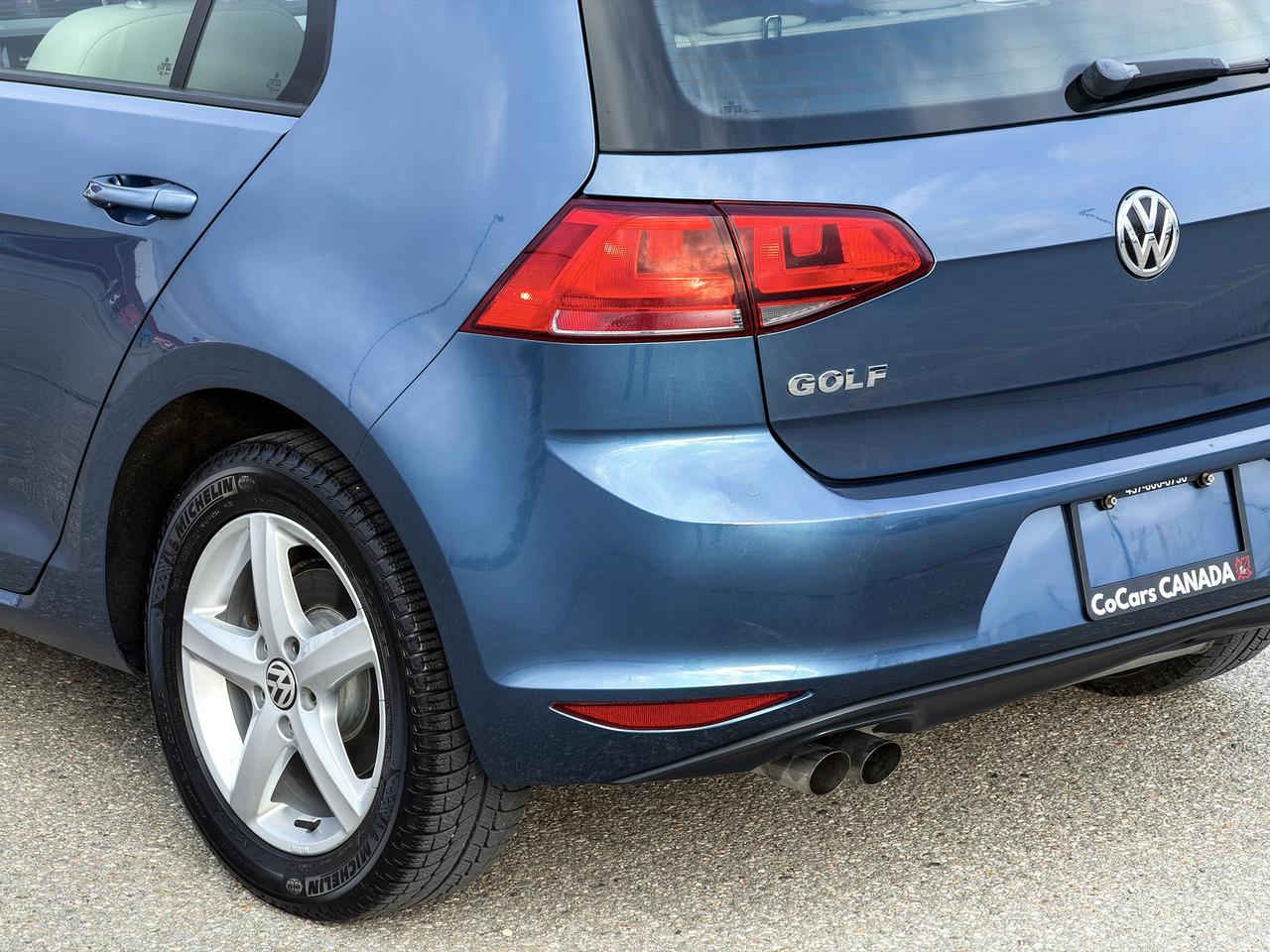 2015 Volkswagen Golf TRENDLINE Photo