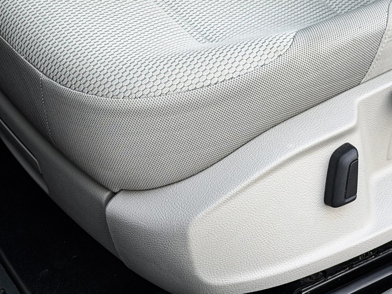 2015 Volkswagen Golf TRENDLINE Photo