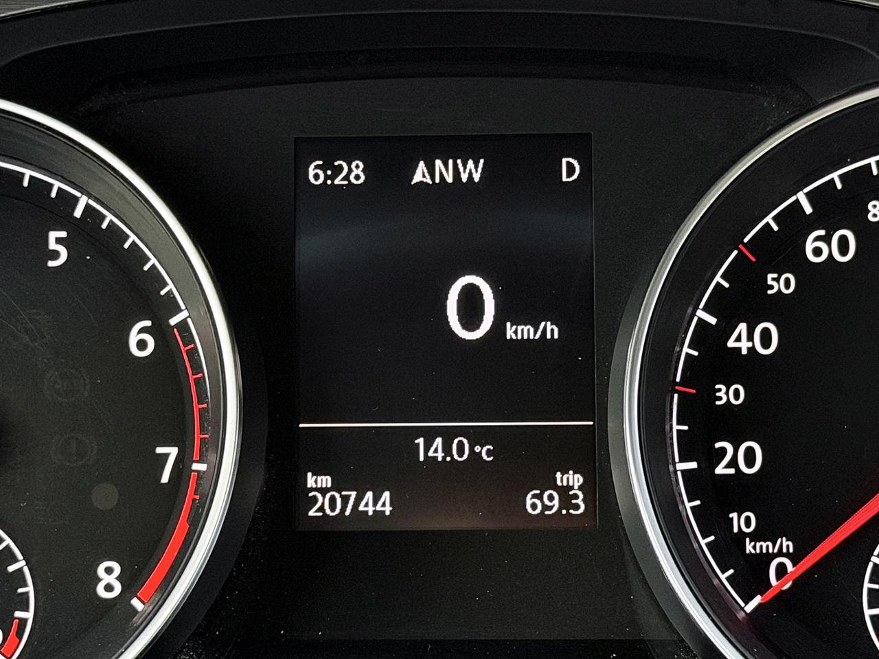 2015 Volkswagen Golf TRENDLINE Photo