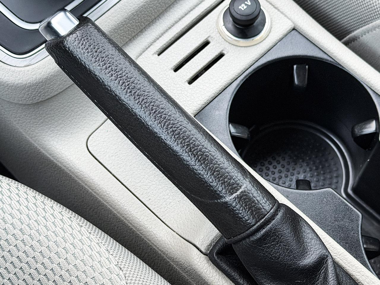 2015 Volkswagen Golf TRENDLINE Photo