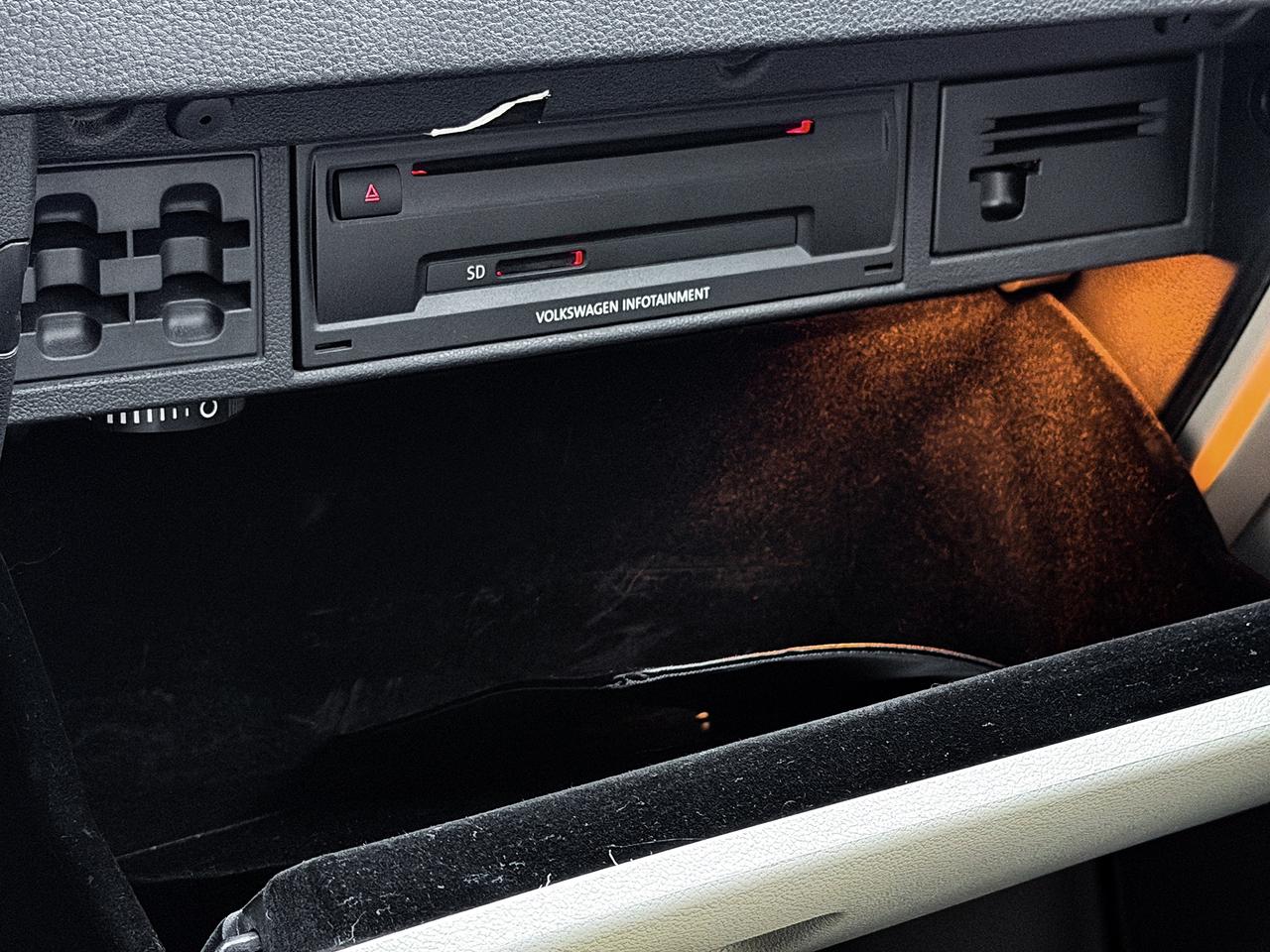 2015 Volkswagen Golf TRENDLINE Photo