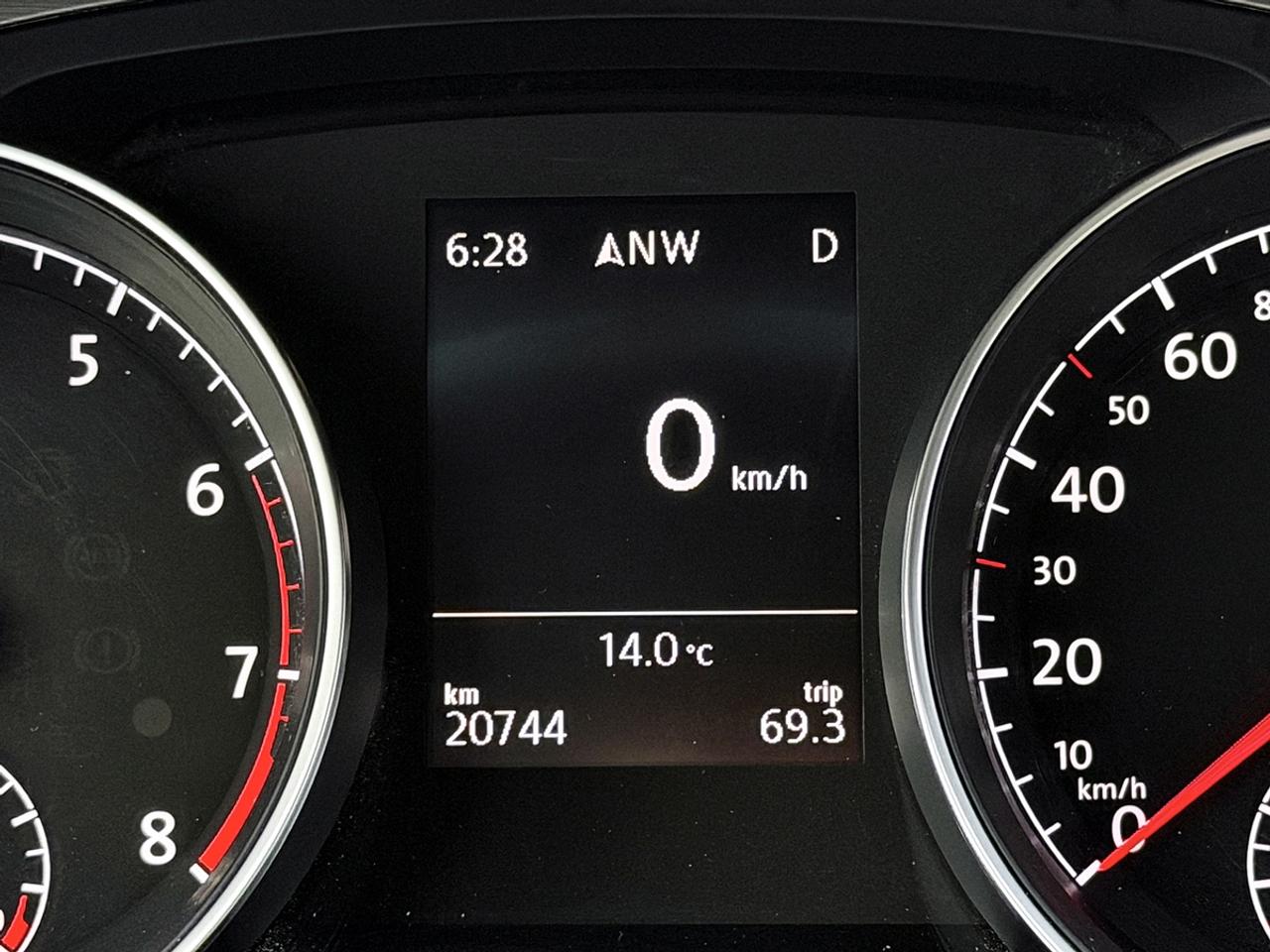 2015 Volkswagen Golf TRENDLINE Photo