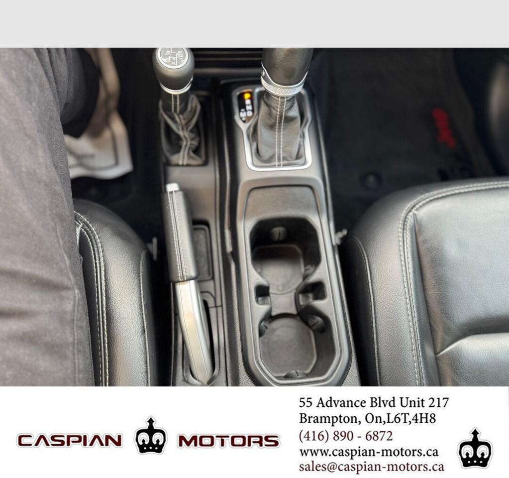 2019 Jeep Wrangler Sahara Photo