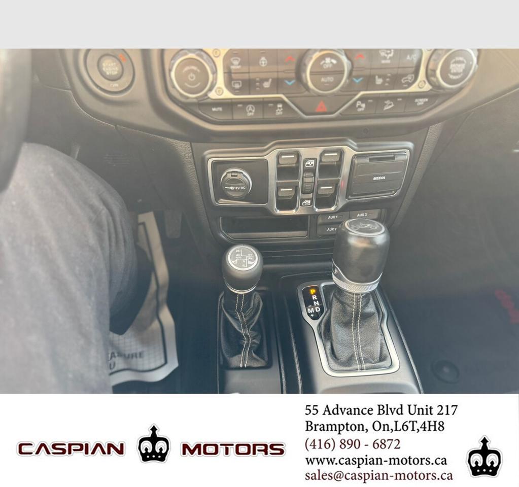 2019 Jeep Wrangler Sahara Photo