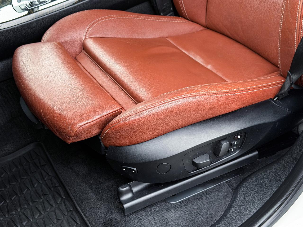 2014 BMW X3 xDrive28i M Pkg. Photo