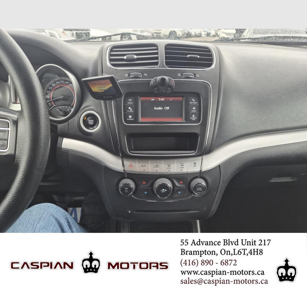 2017 Dodge Journey SE Photo