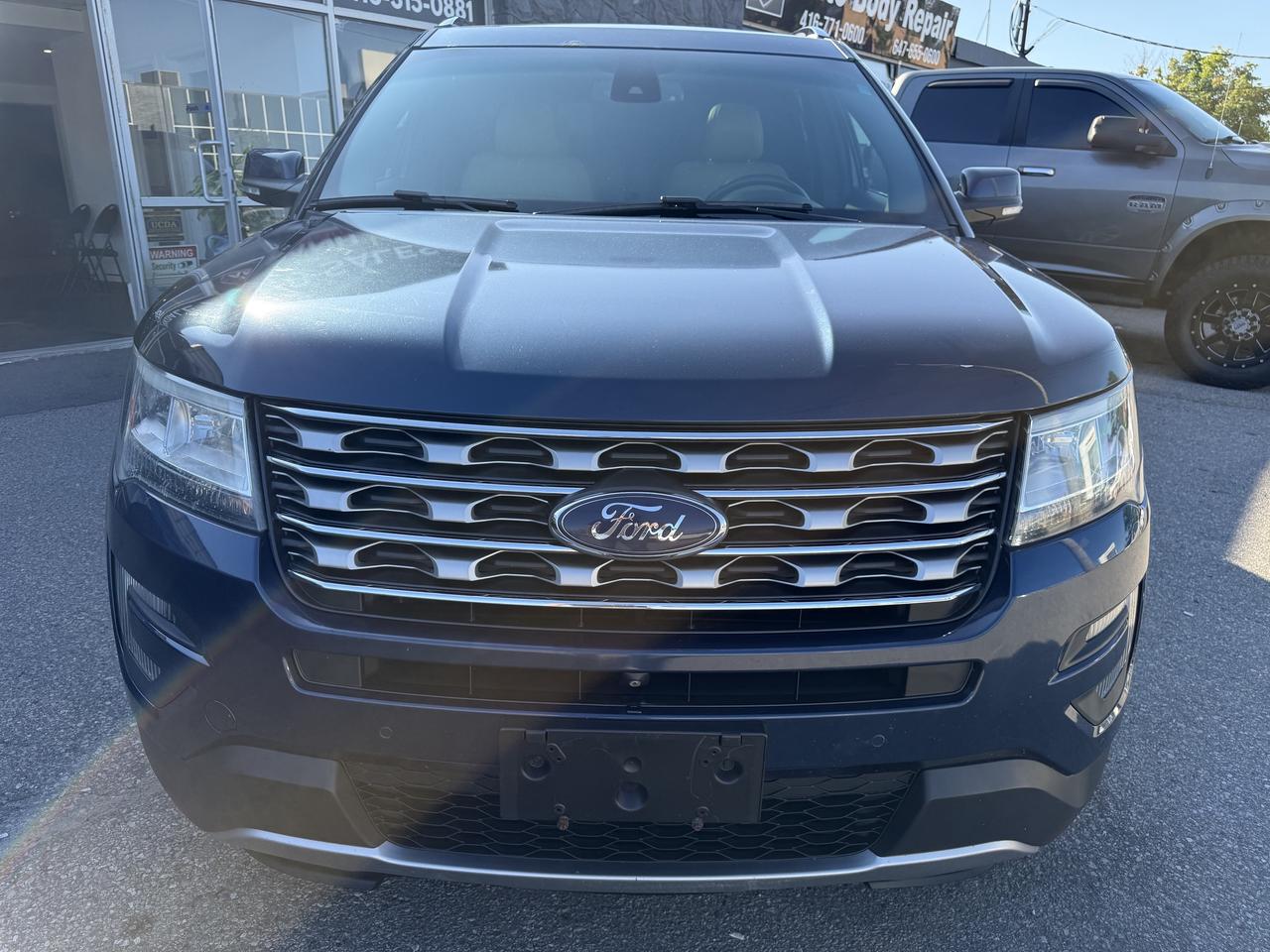 2016 Ford Explorer LIMITED Photo