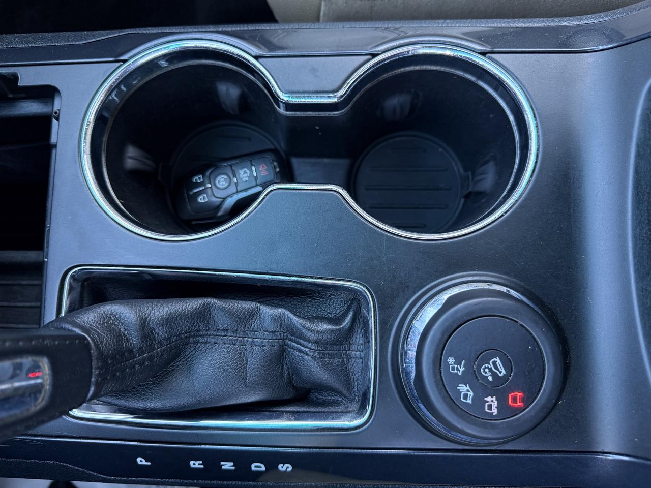 2016 Ford Explorer LIMITED Photo