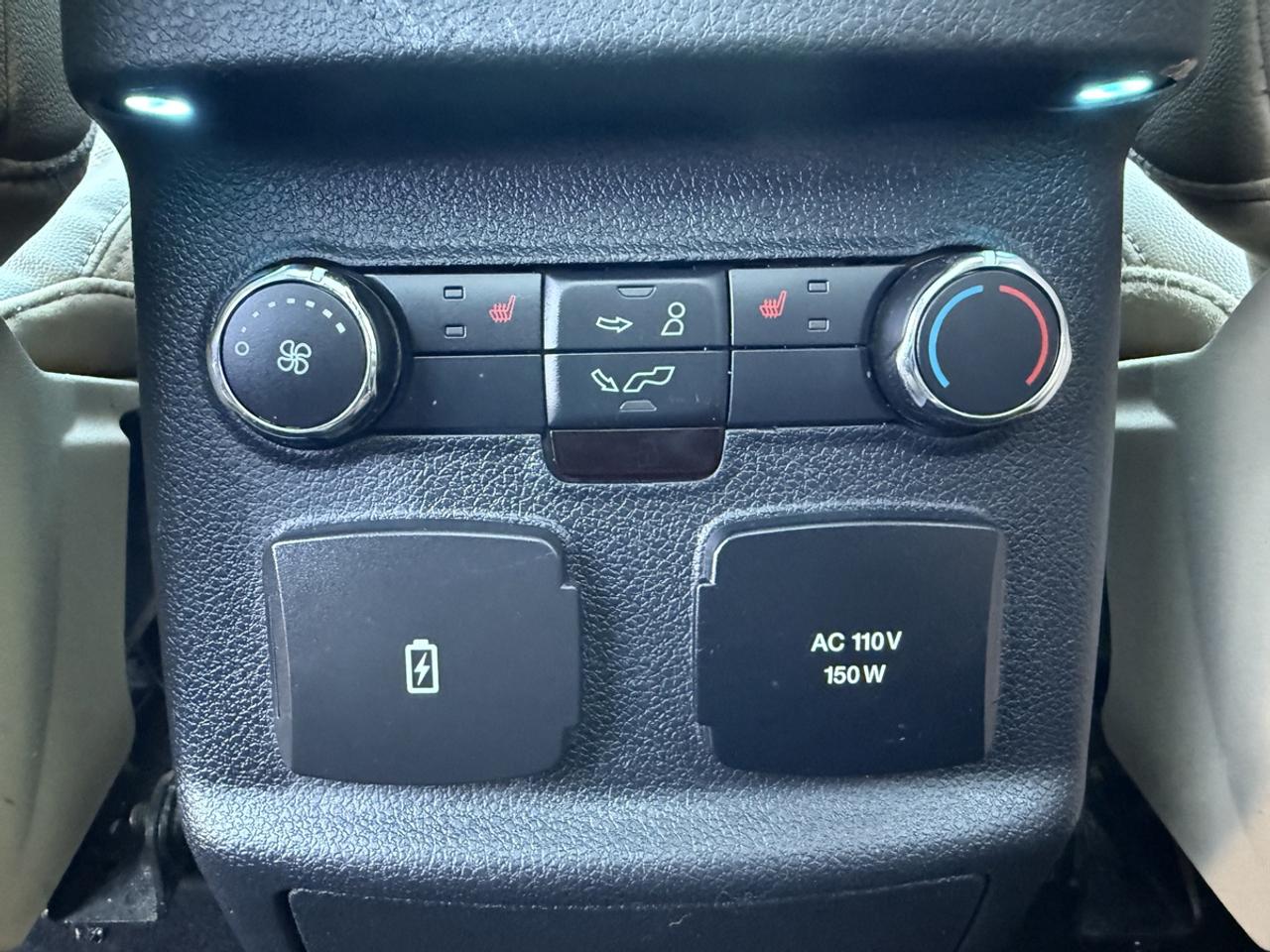 2016 Ford Explorer LIMITED Photo