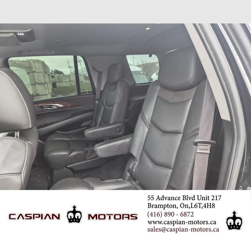 2016 Cadillac Escalade LUXURY Photo