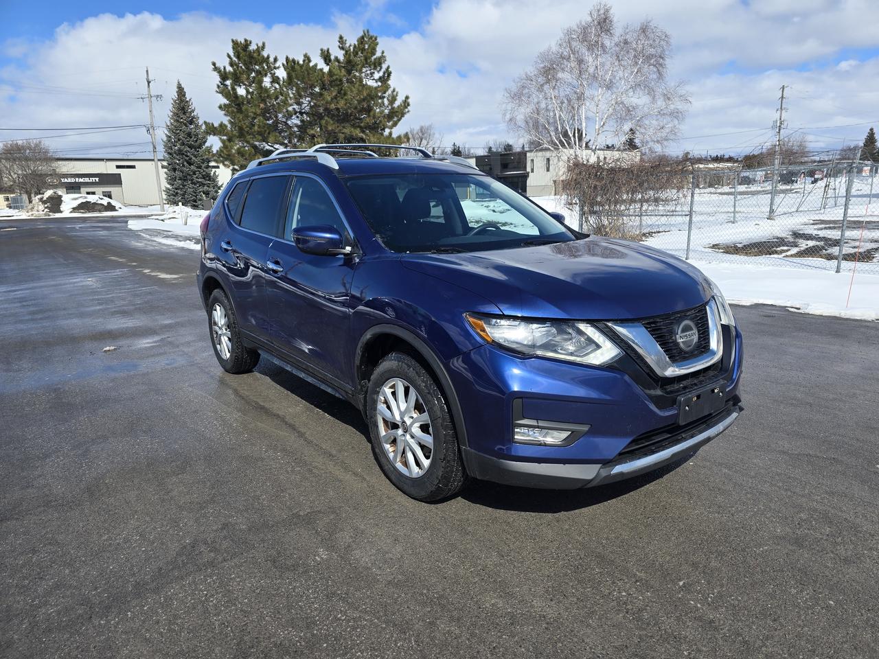 2019 Nissan Rogue SV Photo
