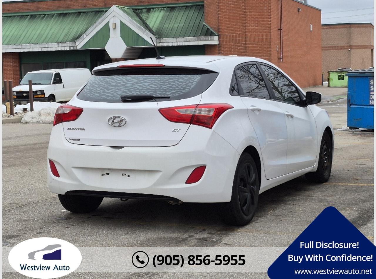 2016 Hyundai Elantra GT  Photo3