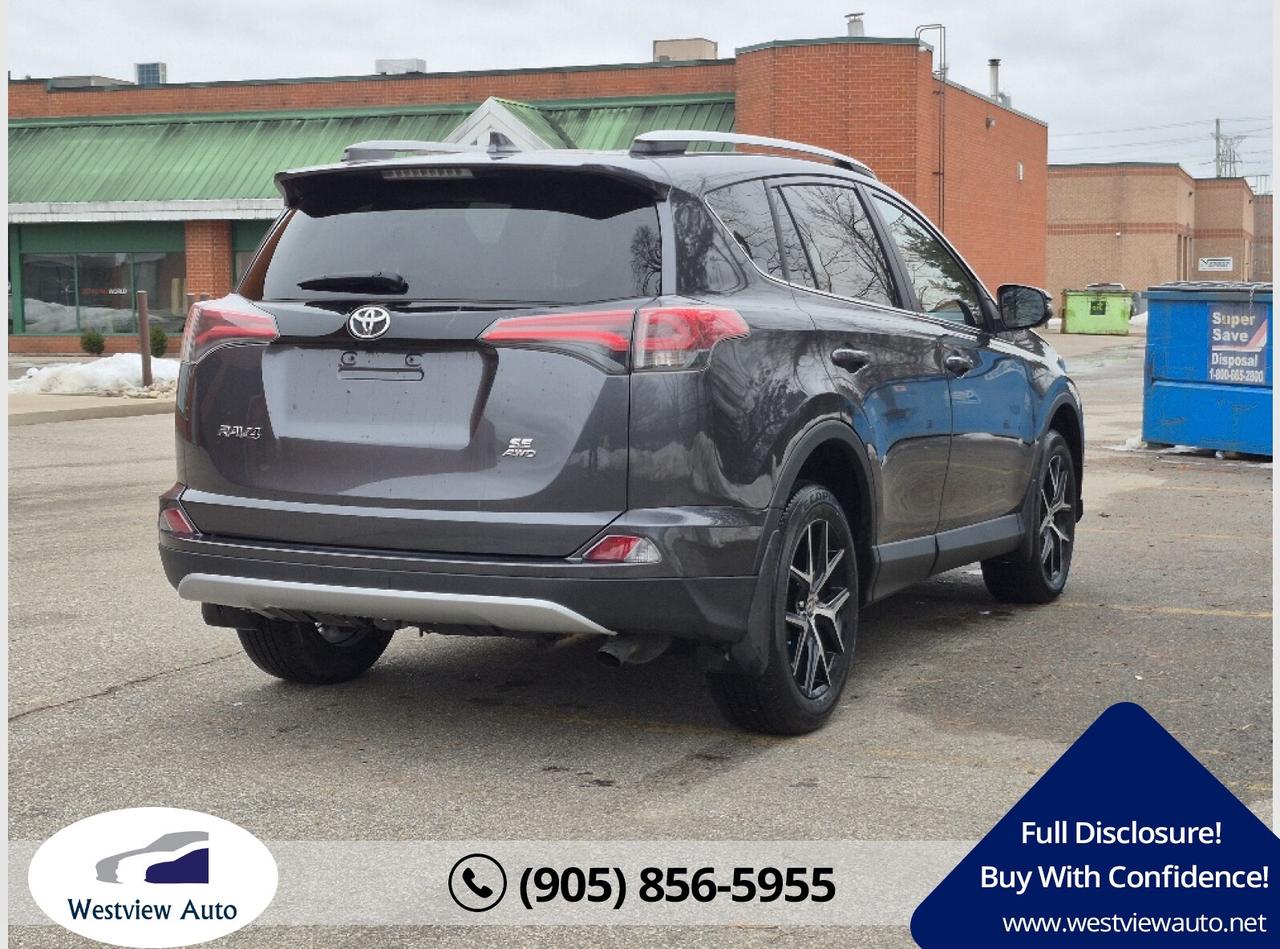 2016 Toyota RAV4 se Photo3