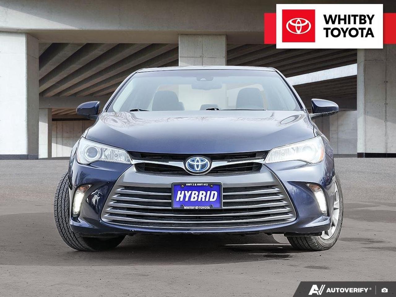 2016 Toyota Camry Hybrid XLE 2.5L Photo2
