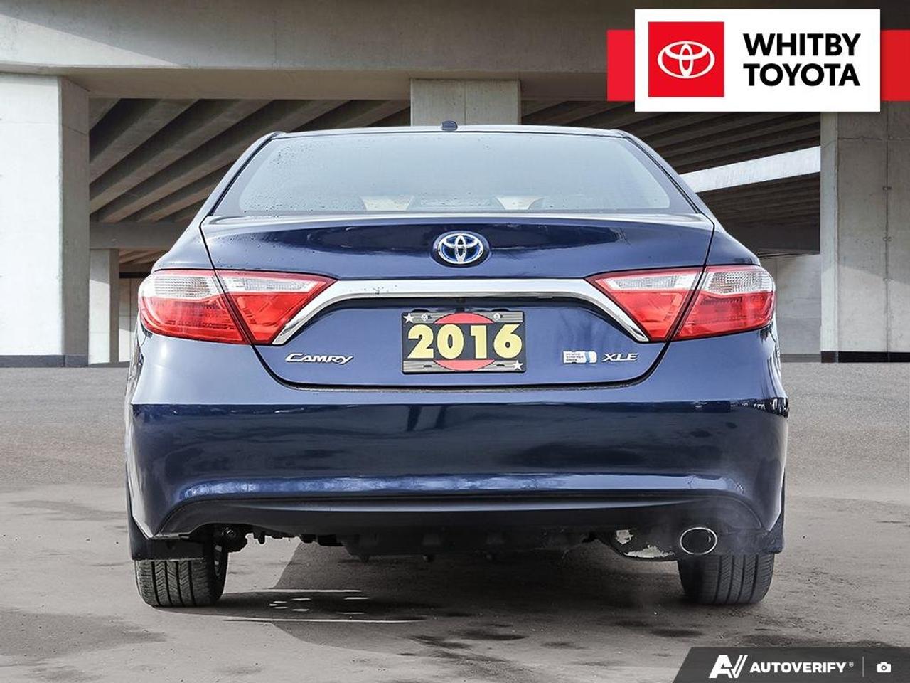2016 Toyota Camry Hybrid XLE 2.5L Photo