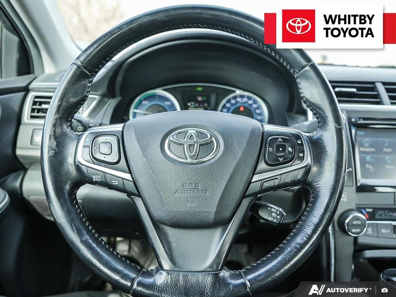 2016 Toyota Camry Hybrid XLE 2.5L Photo