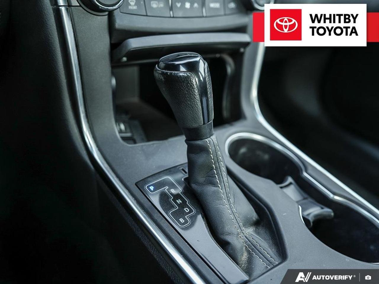 2016 Toyota Camry Hybrid XLE 2.5L Photo