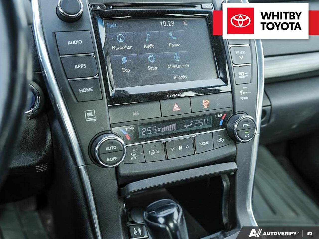 2016 Toyota Camry Hybrid XLE 2.5L Photo