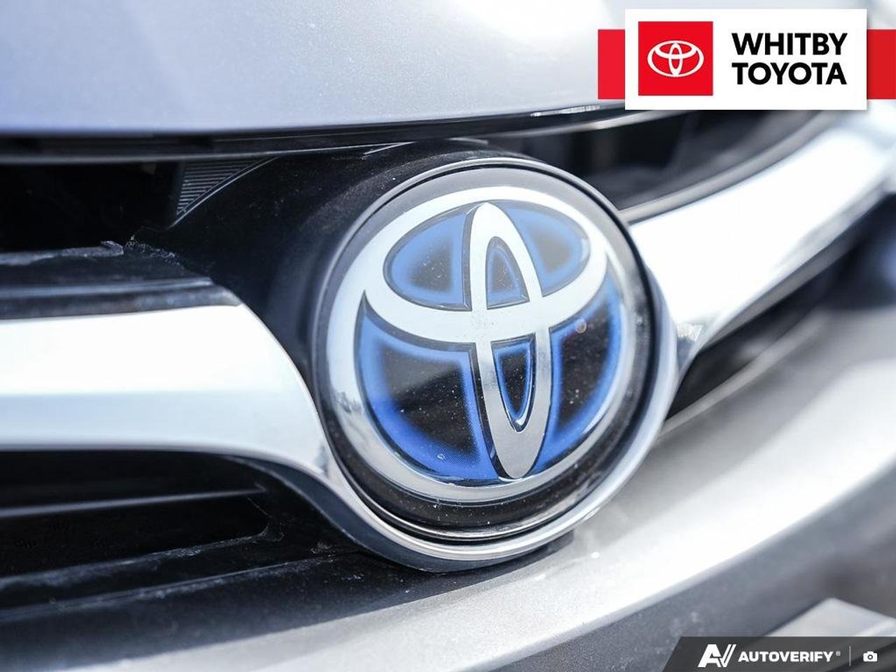 2016 Toyota Camry Hybrid XLE 2.5L Photo