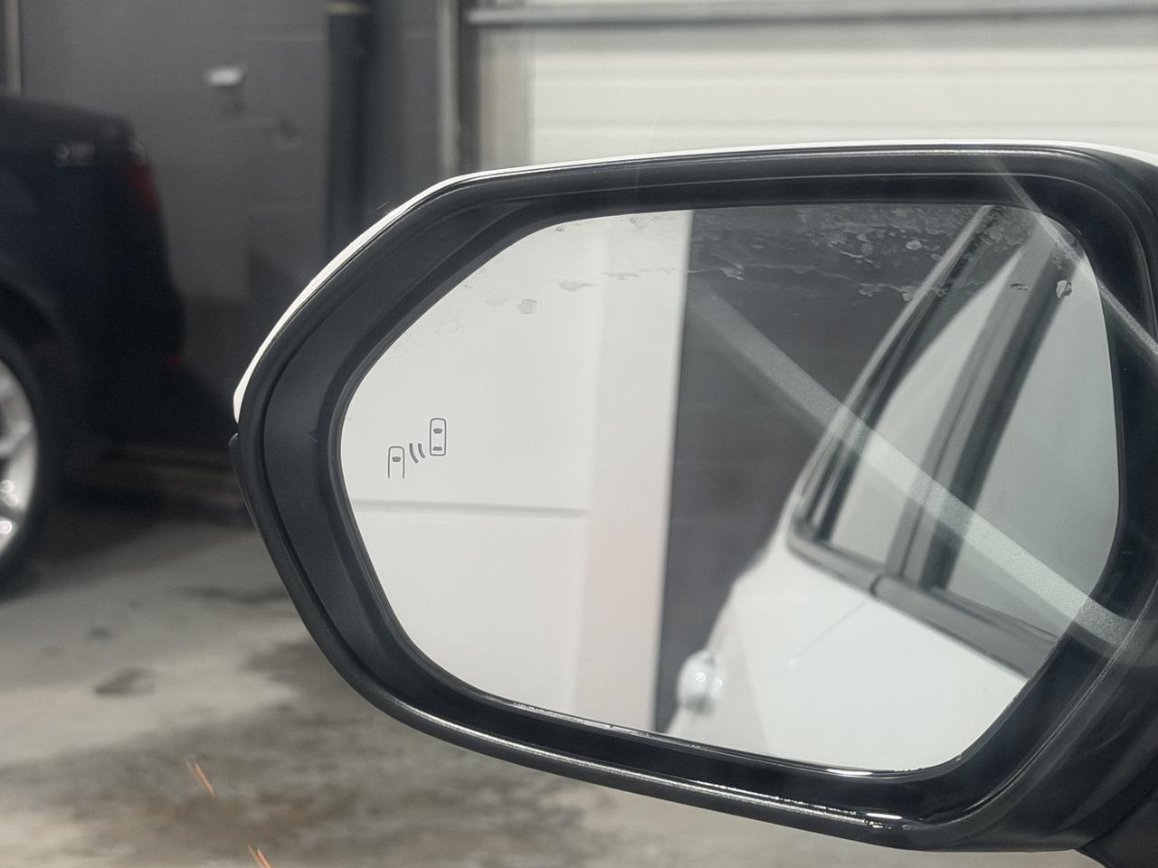 2025 Toyota Corolla LE Photo