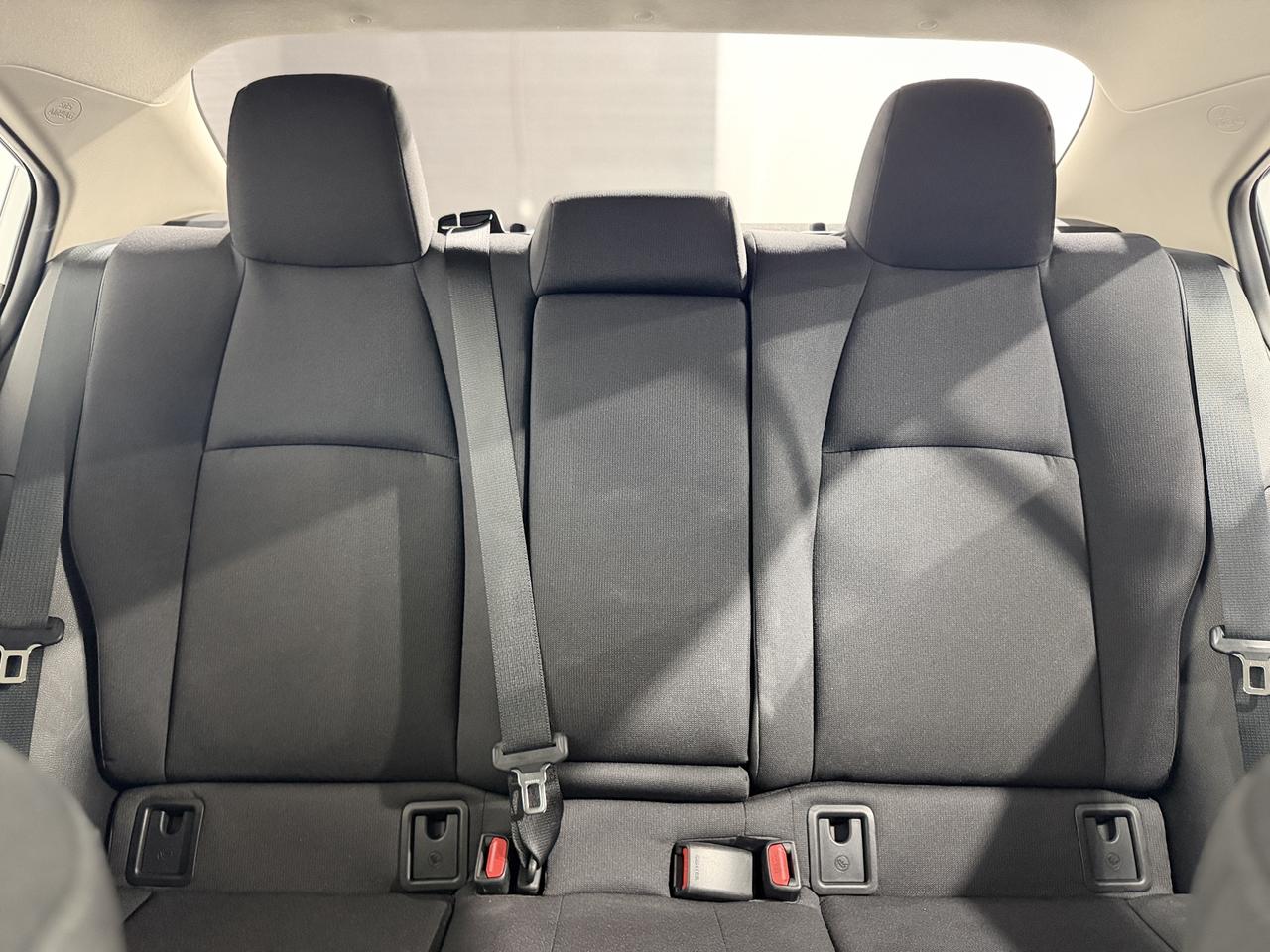 2025 Toyota Corolla LE Photo