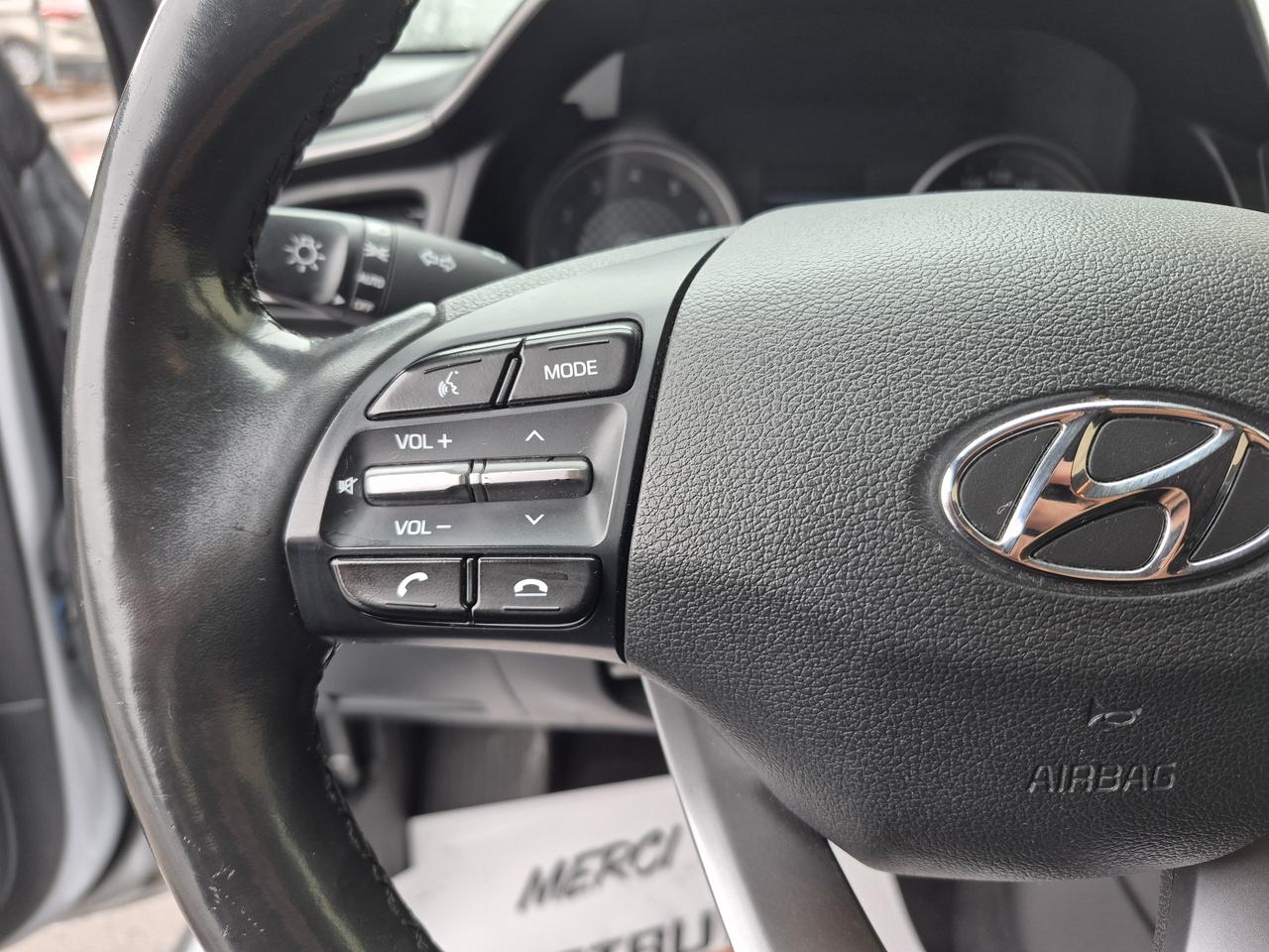 2020 Hyundai Elantra Limited Photo