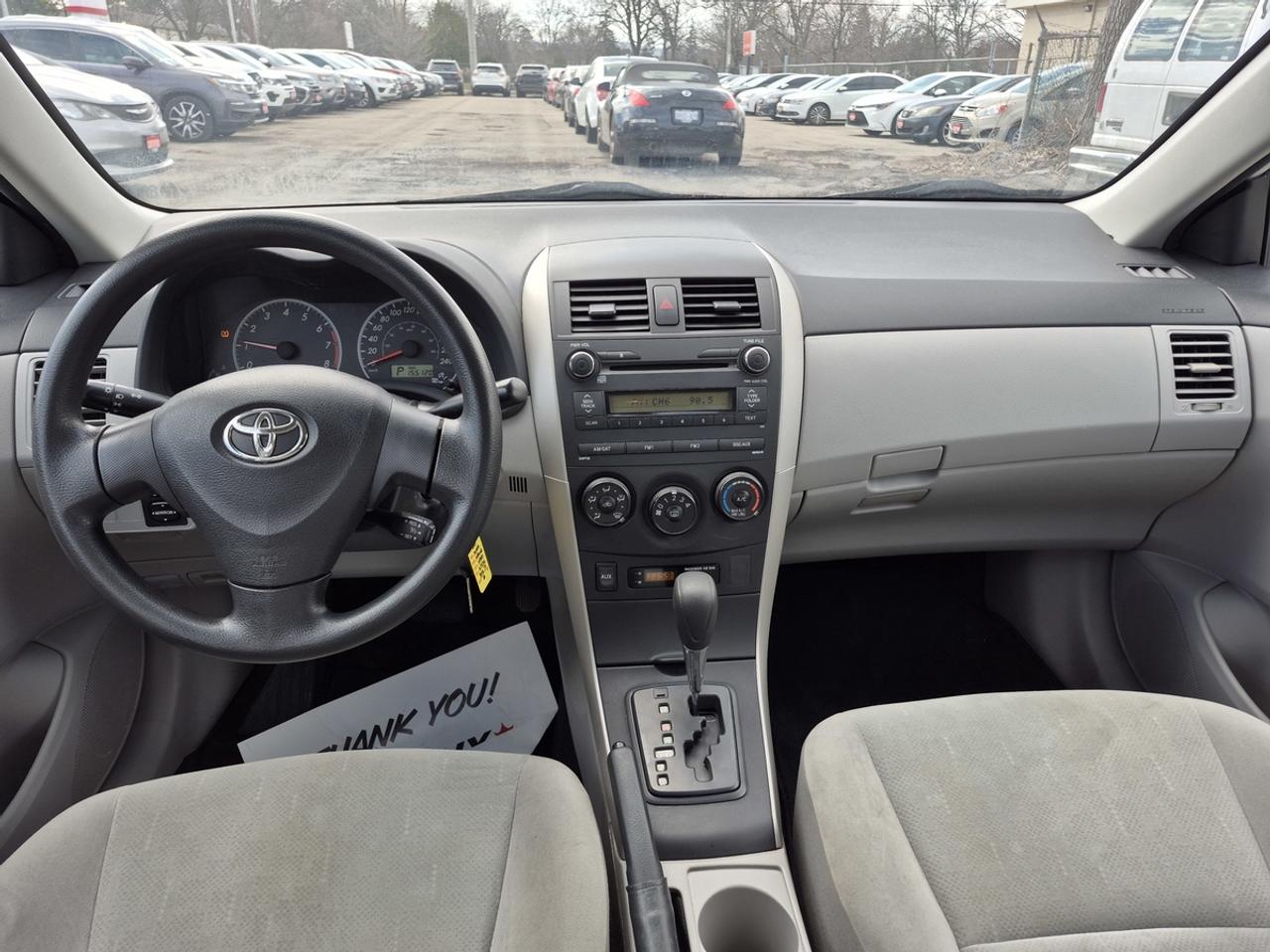 2011 Toyota Corolla LE Photo