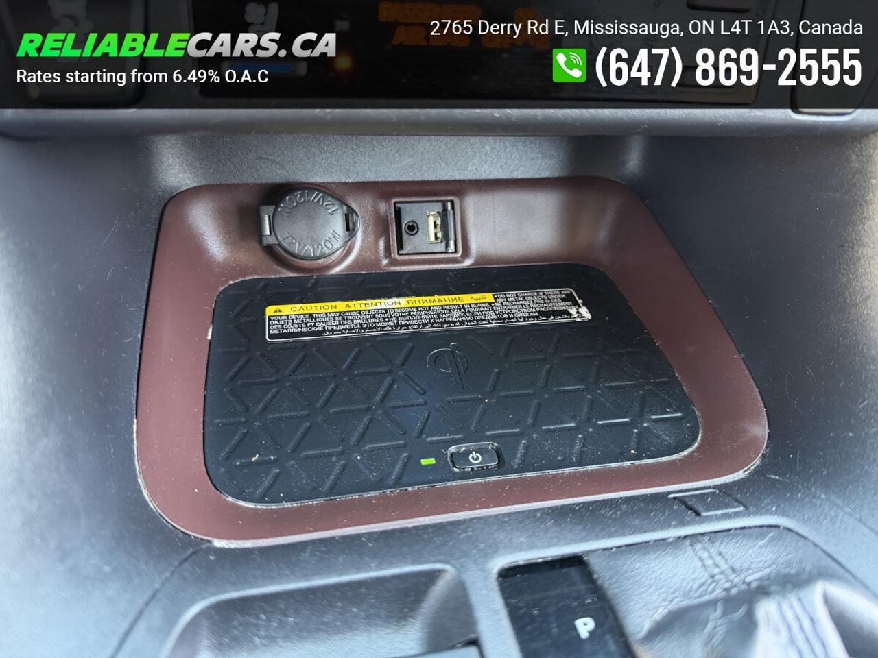 2019 Toyota RAV4 HYBRID LIMITED | AWD | No-Accident | Leather | Sun Photo