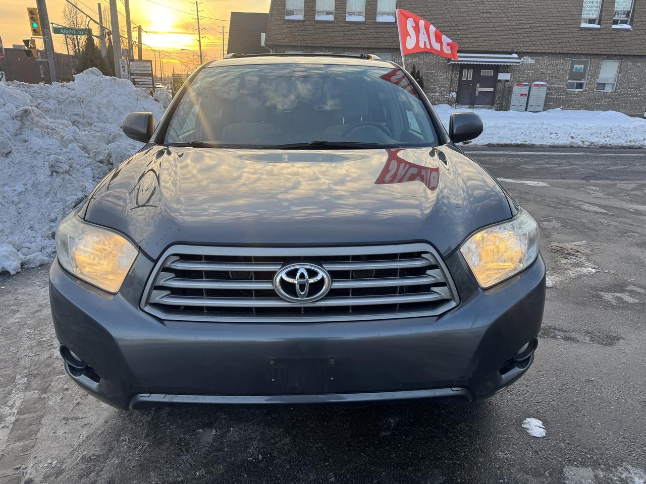 2010 Toyota Highlander Sport Photo